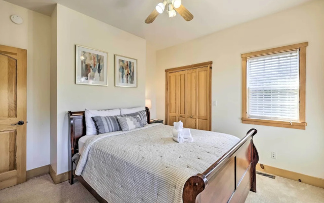 Family-friendly Cabin By Golf Course & Marina