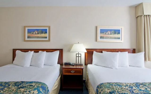 Travelodge By Wyndham Trenton