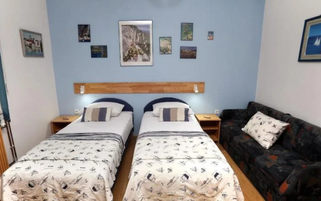 Stela Apartments