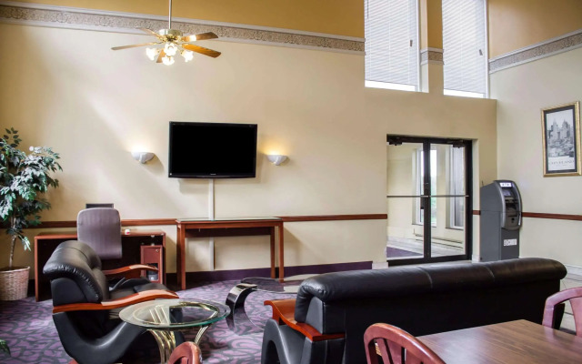Econo Lodge Wickliffe - Cleveland East