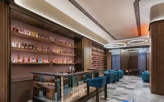 Crystal Orange Jining Rencheng Avenue Vocational and Technical College