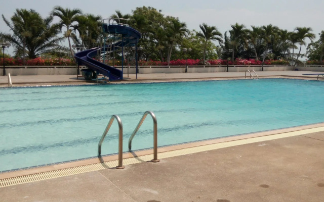 Cha-Am Grand Condotel