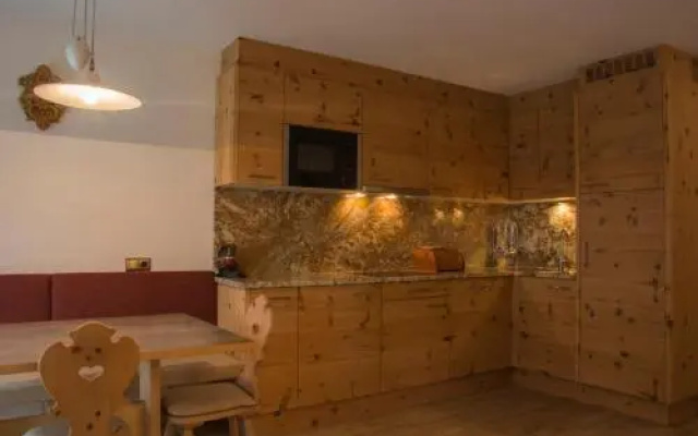 Apartments Edera