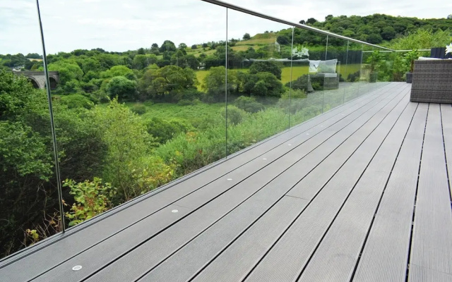 New Panoramic Riverview Apartment With Ev Plug