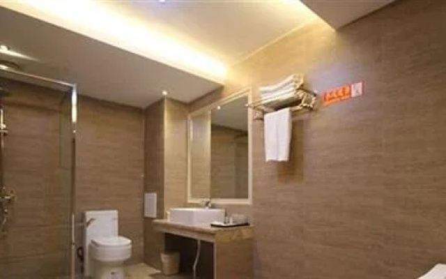 Kunming Ceres Hotel