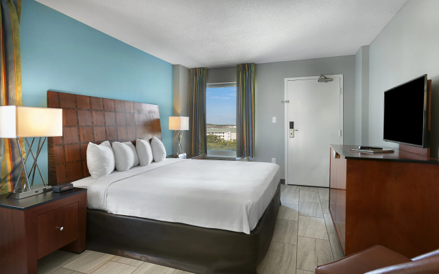 Crown Reef Beach Resort and Waterpark