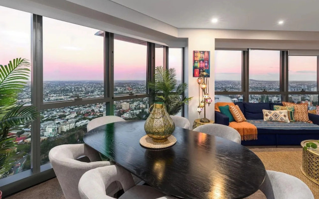Arabian Nights-Level 60-Meriton Suites