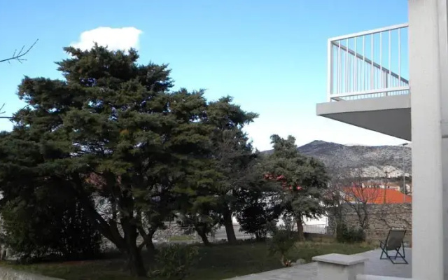 Apartments Vedrana