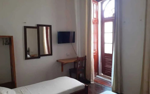 Reviver Hostel