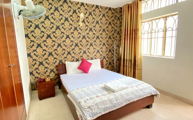 Bau Cat Hotel