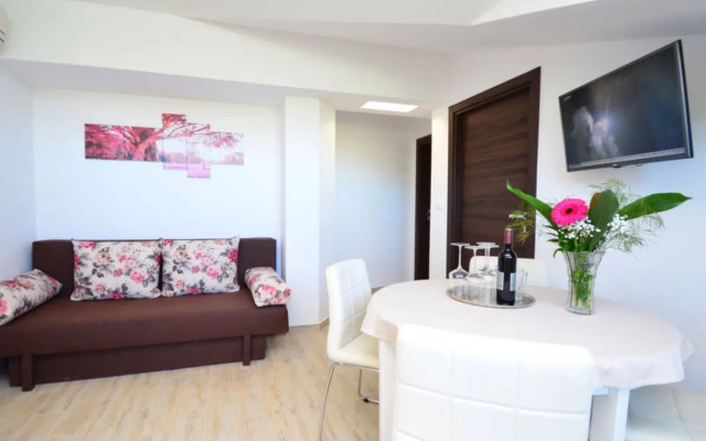 Apartment Rina Paros 22746