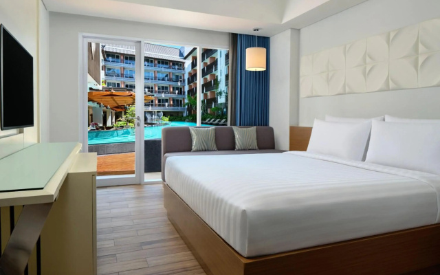 Fairfield by Marriott Bali Kuta Sunset Road