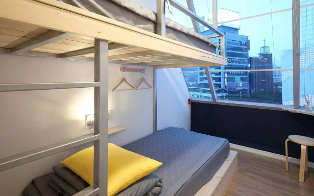 First Guest House - Hostel