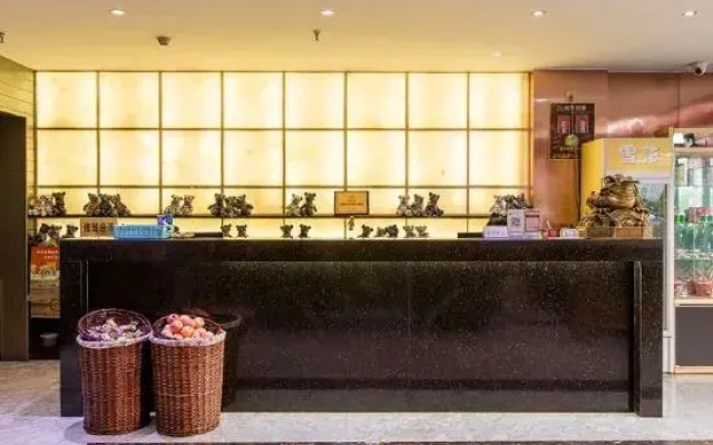 Taiyuan Huazhong Apartment