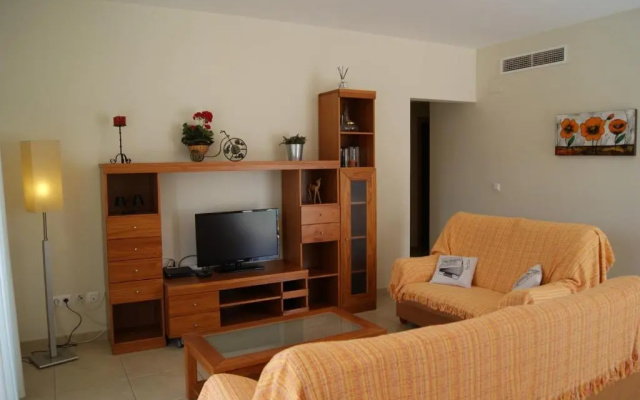 0533 Villa Laura