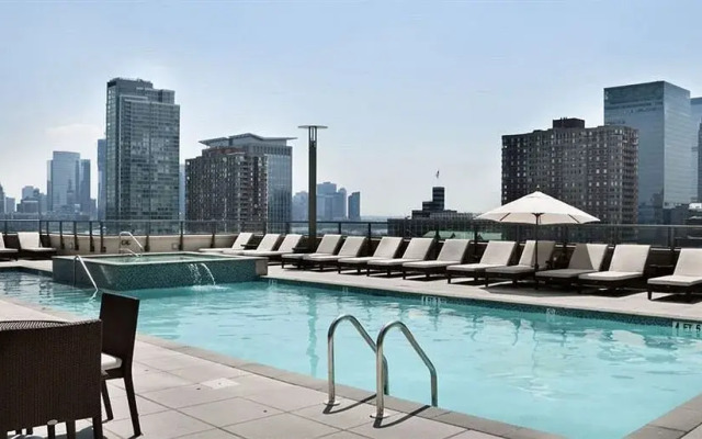 The Mcqueen - Self-Catered Apartment