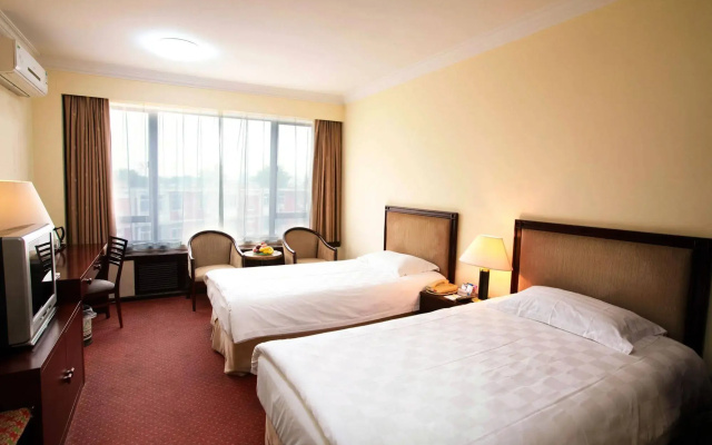 Yanshan Hotel