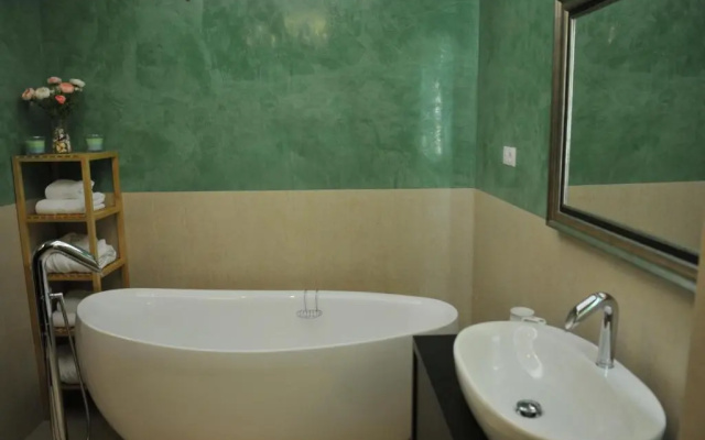 Luxury Apartment