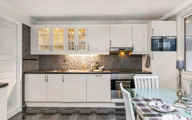 ***Upscale***City Center*