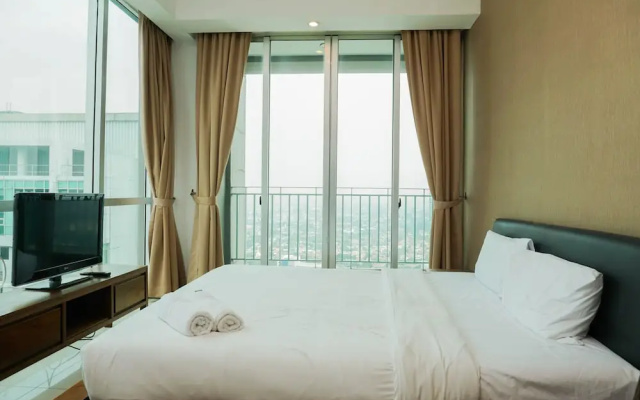 Suite 3BR Kemang Village Apartment By Travelio