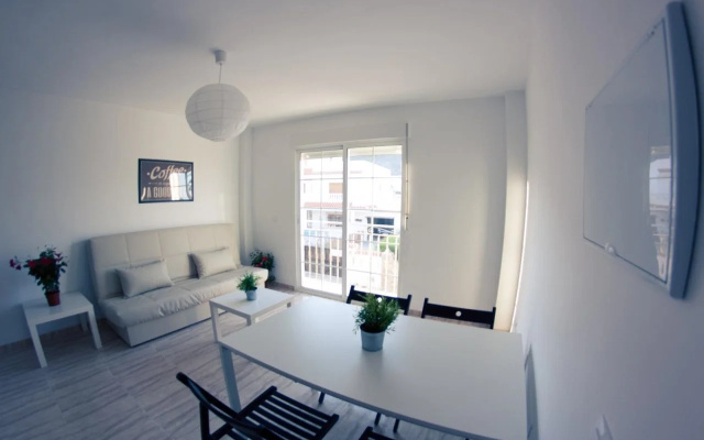 Apartamentos H3 Playamar Pintor Rosales