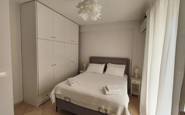 Philoxenia Apartments