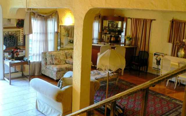 Hotel del Flores