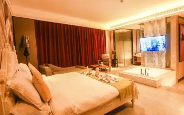 Ceeci Hotel