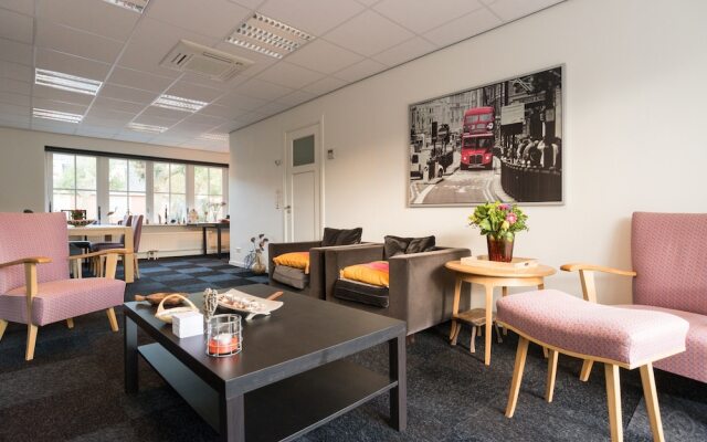 Отель Park Village Amsterdam Нидерланды, Бадхевердорп - отзывы, цены и фото номеров - забронировать отель Park Village Amsterdam онлайн комната для гостей