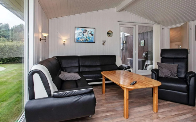 Peaceful Holiday Home in Falster near Sea