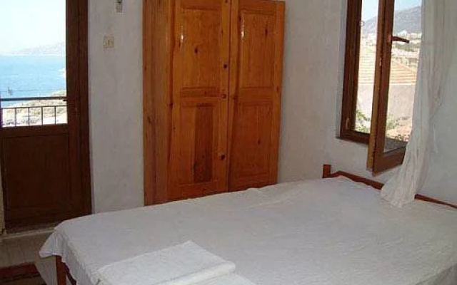 Kalkan Gül Pension