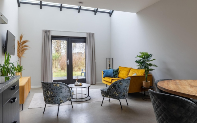 Holiday Home in Vrouwenpolder Near Beach