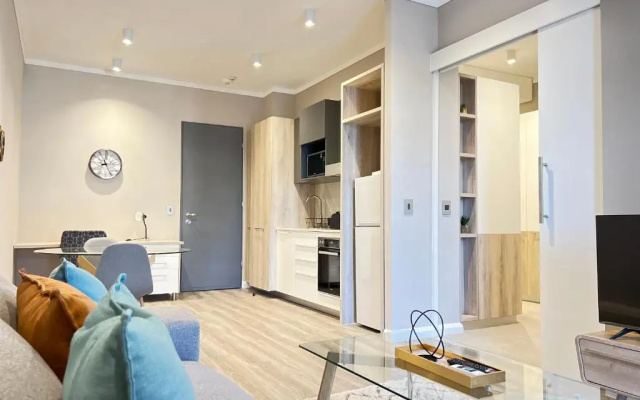 519 Menlyn Maine Trilogy