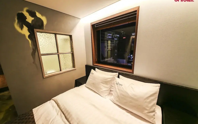 Yeongdeungpo Station New York Hotel