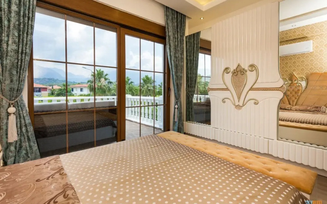 Villa Vista by Villatatilin