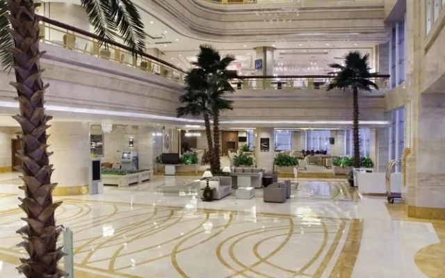 Crowne Plaza Hotel Dandong