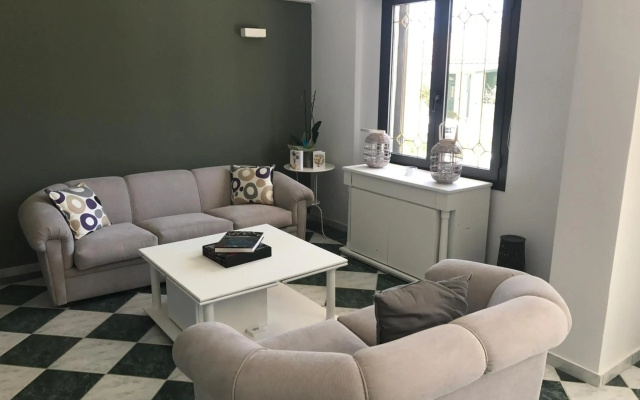 Natalie S Hotel Apartments