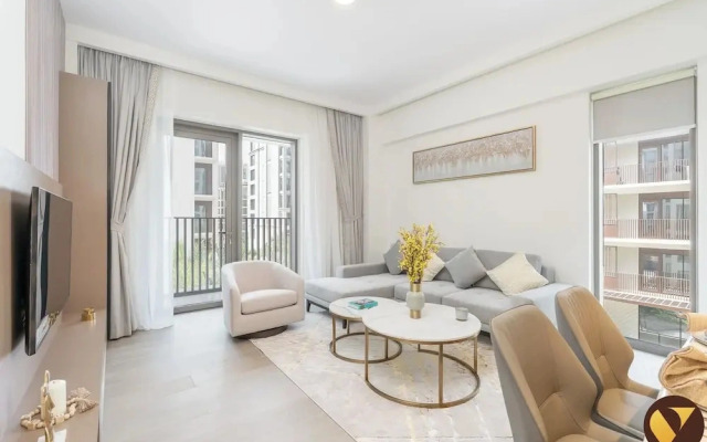 Vogue | Rosewater Creek Beach | Waterfront Living