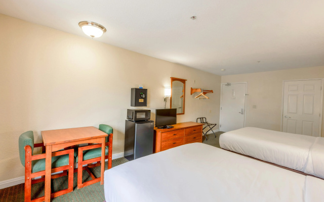 Hotel Avenida, San Clemente Beach