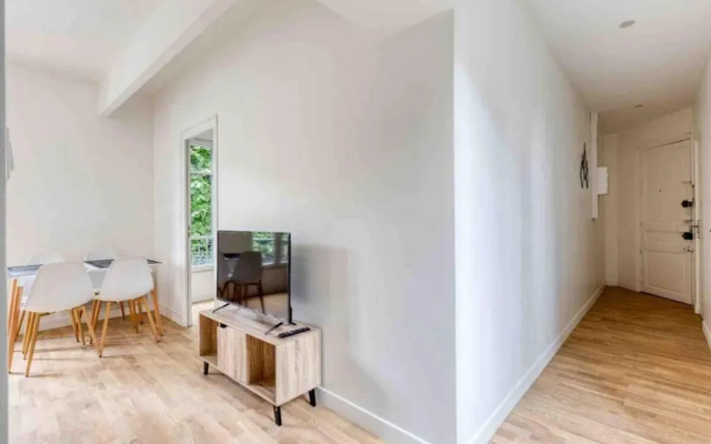 The New White Appart'Hôtel Vitry - Next to Paris