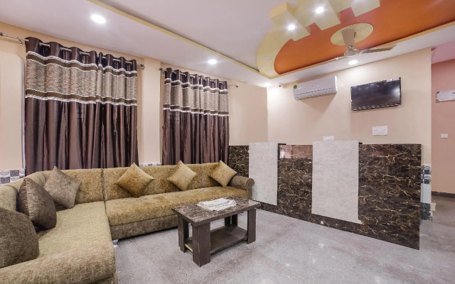 OYO 67451 Krishna Guest House