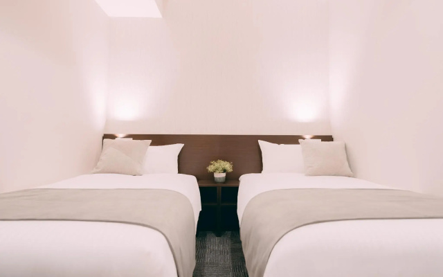 R Hotel Honmachi