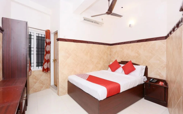 OYO 40141 Ascot Hotel
