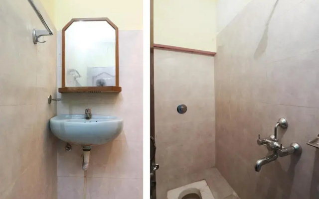 Hotel Monu by OYO Rooms