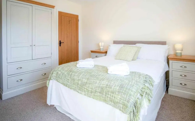 The Barn - 4 Bedroom - Tyn-y-coed Farm - Cardiff
