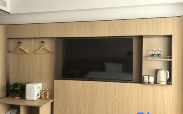 Ritz-Carlton (Sanya Dynasty Scenic Area Haikou Duty-Free City Store)