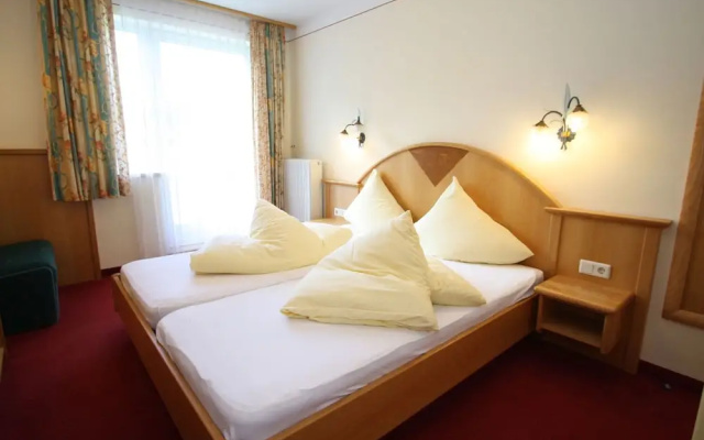 Apartment in Kleinarl with Ski Boot Heaters,Parking, Heating