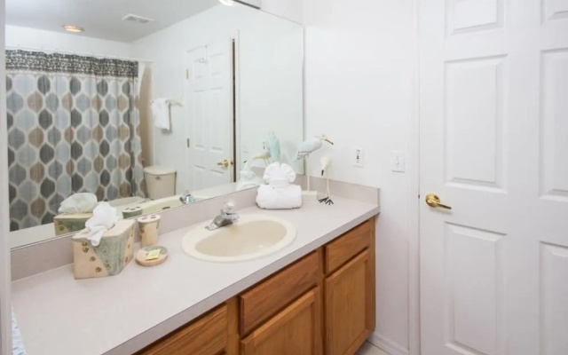 Thousand Oaks 117