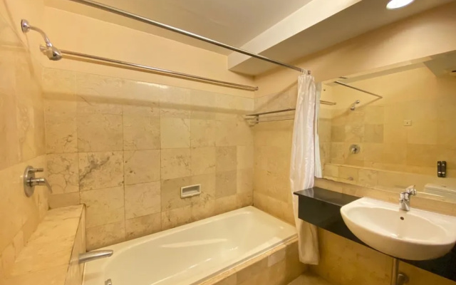 Prime & Cozy 3BR at Braga City Walk Apartment