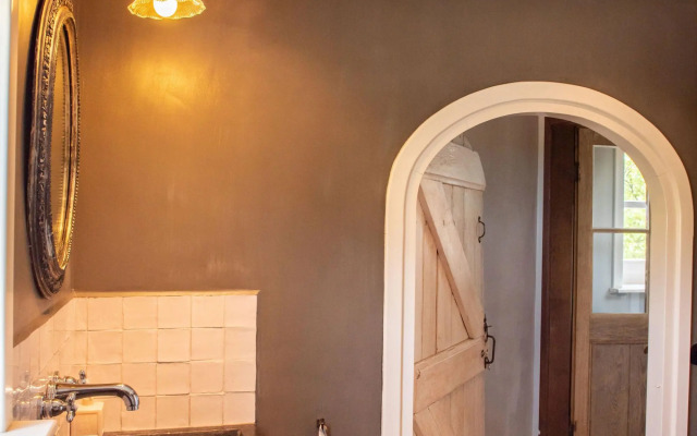 Beautiful Holiday Home In Lage Mierde near Forest
